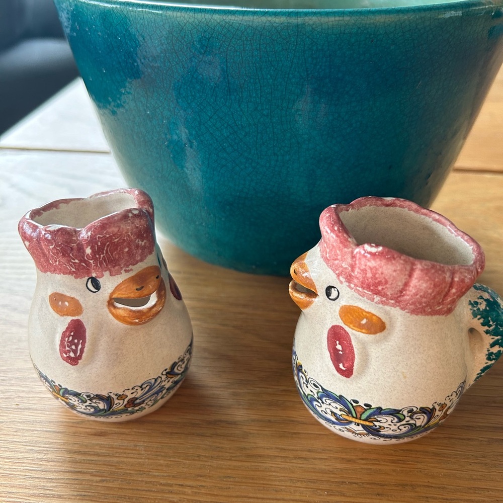 Set hand painted Italian petite creamers - Picture 4 of 10
